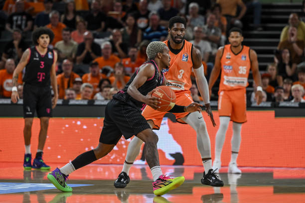 并在多人防 并在多人防