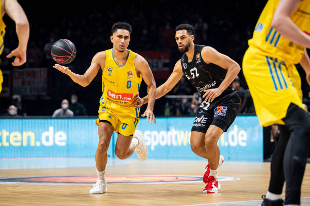 且速度突出 且速度突出